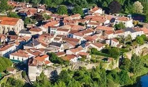 都江堰回乡建别墅为什么一定要选专业乡墅公司